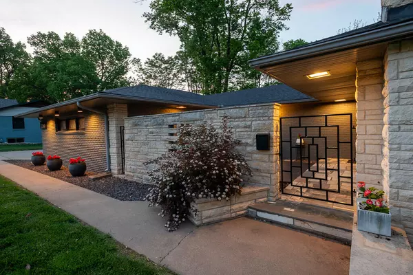 Springfield, MO 65804,2249 E Edgewood Street