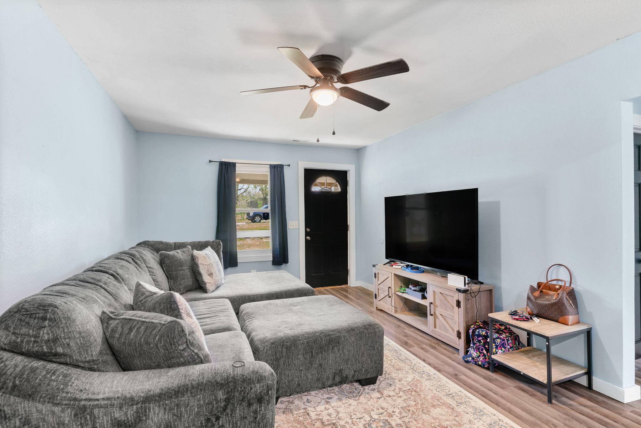 Buffalo, MO 65622,301 W Ramsey Street