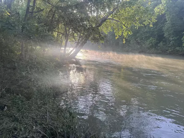 Crane, MO 65633,000 Creekside Drive