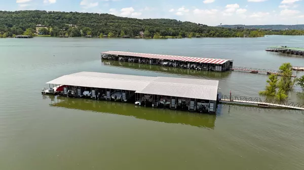 Hollister, MO 65672,615 Crescent Drive