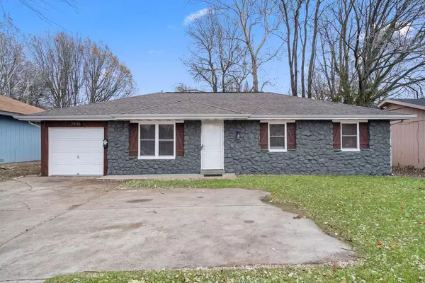2436 S National Avenue, Springfield, MO 65804