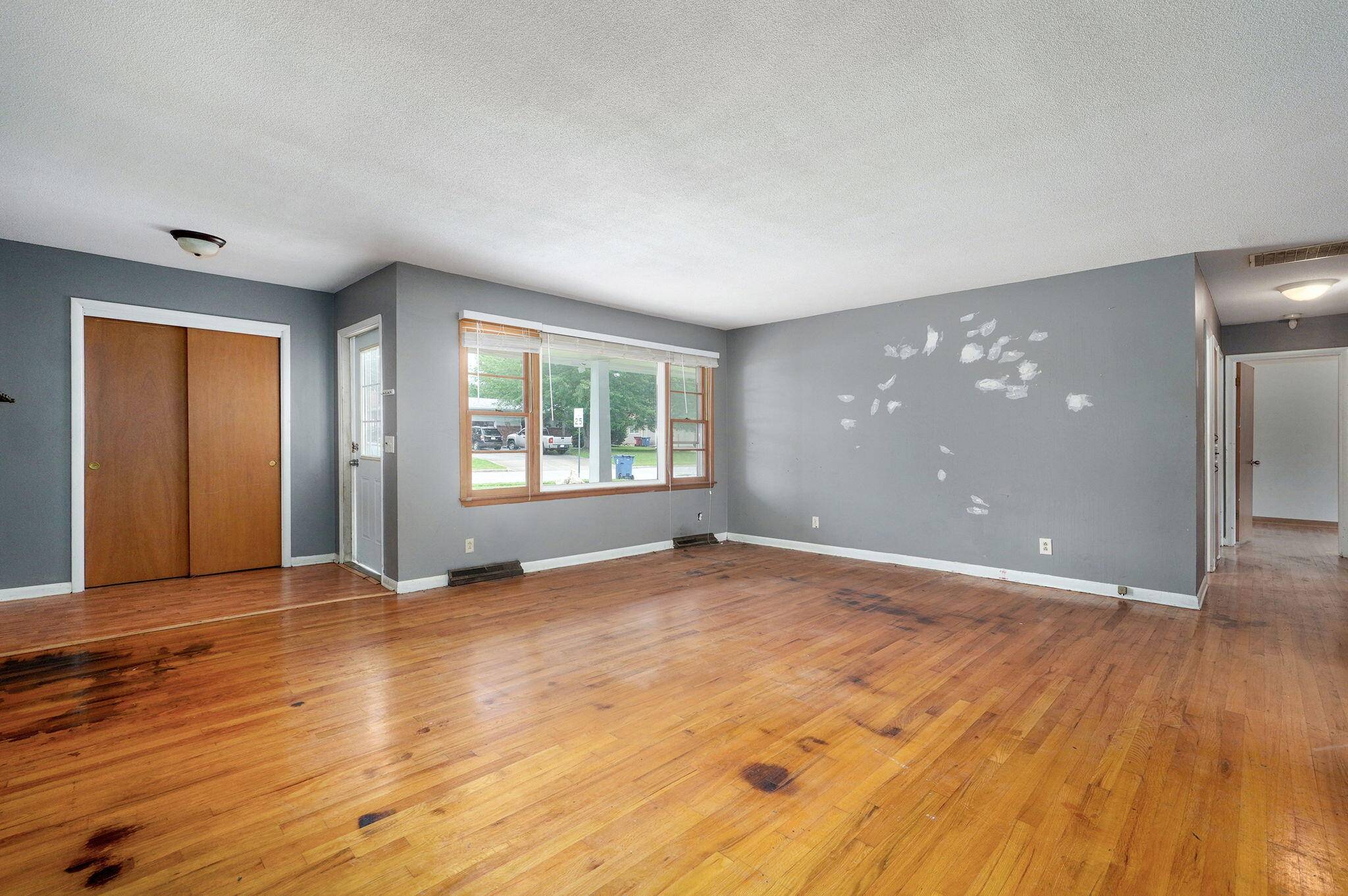 Springfield, MO 65804,1415 S Sieger Drive