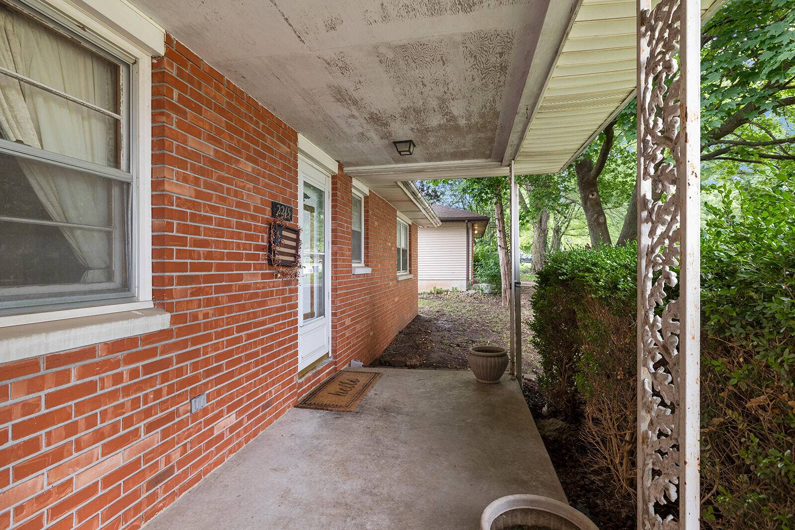 Springfield, MO 65803,2215 E Sharon