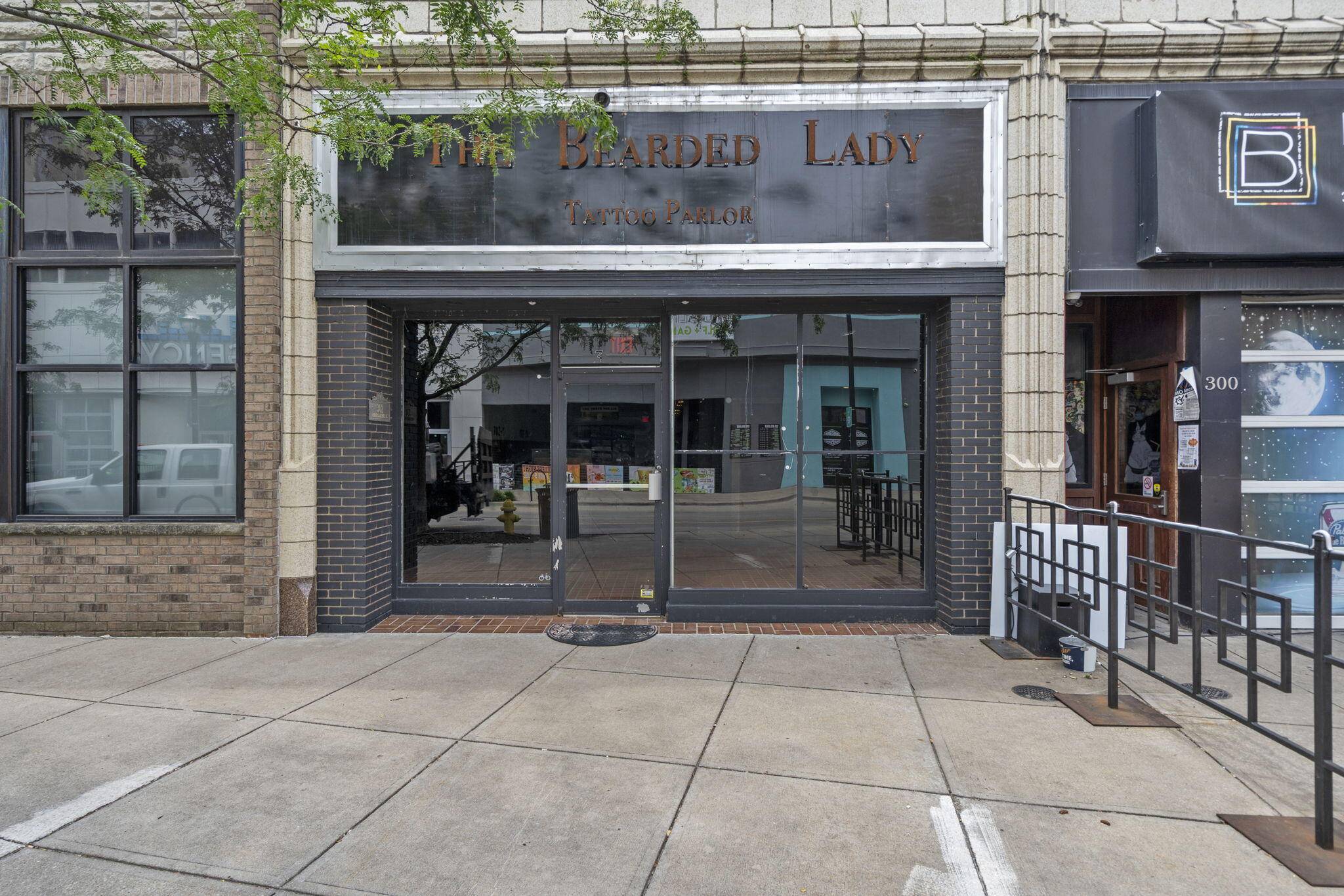 302 Park Central E, Springfield, MO 65806