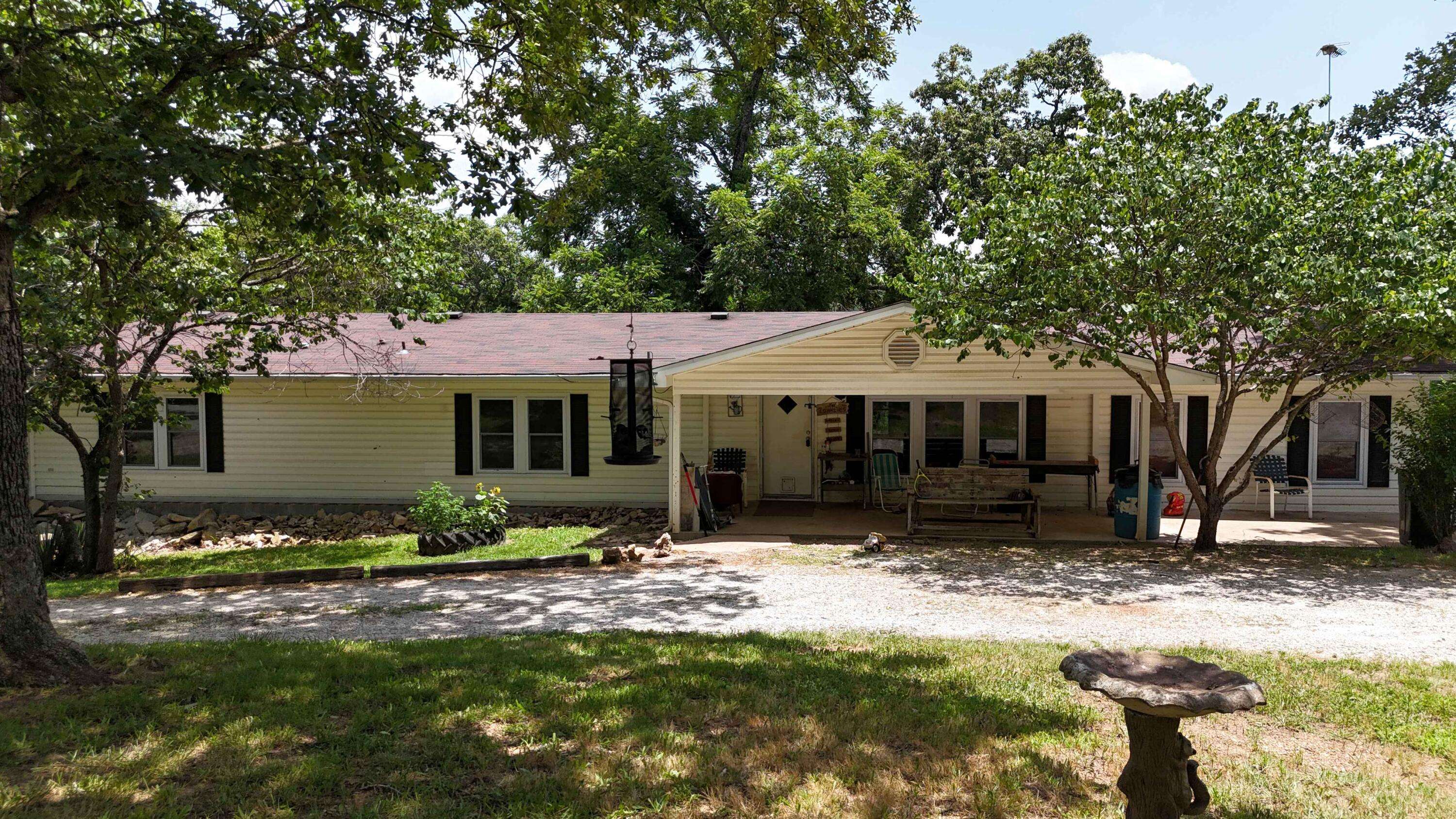32773 State Hwy 86, Eagle Rock, MO 65641