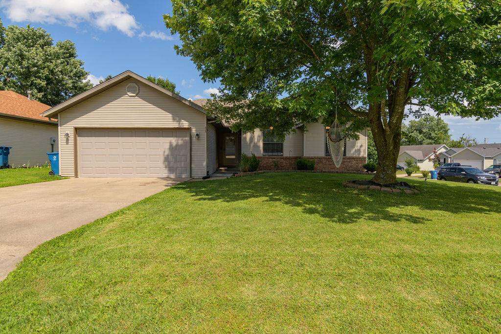 828 S Chinkapin Avenue, Nixa, MO 65714