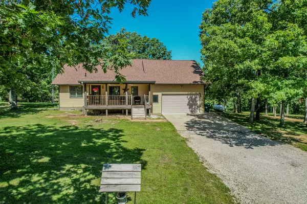 10675 State Highway Aa, Grovespring, MO 65662