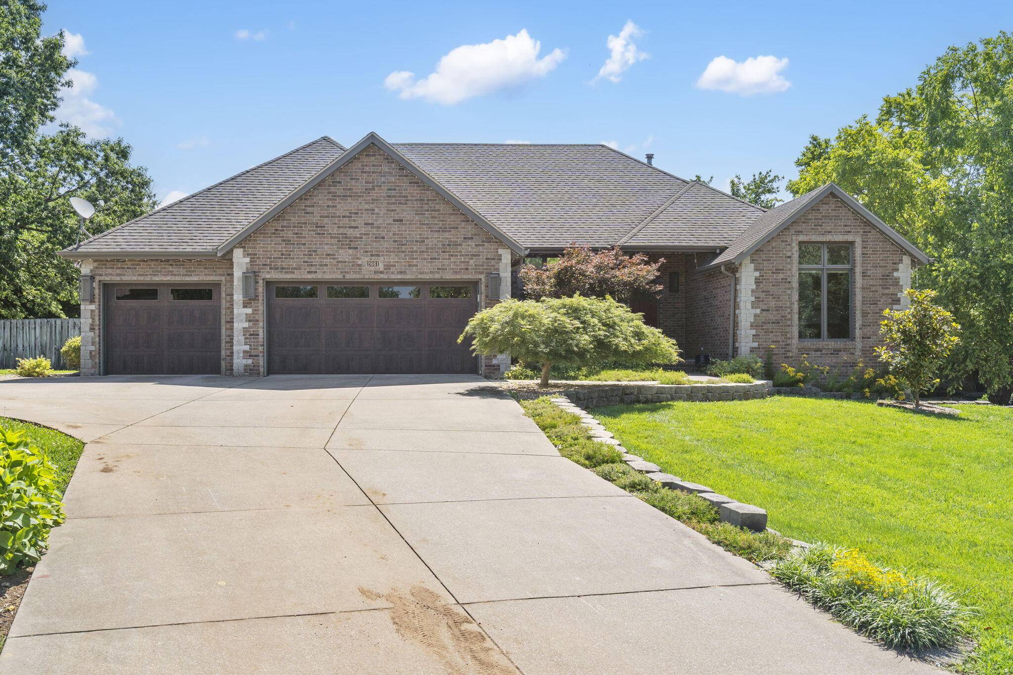 Springfield, MO 65804,2661 E Ridgewood Drive