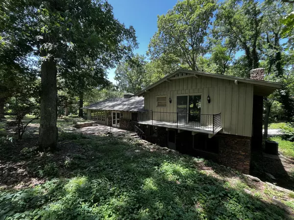 Cassville, MO 65625,805 E 13th Street