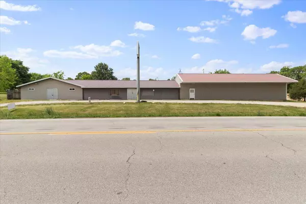 West Plains, MO 65775,3493 Us Highway 160