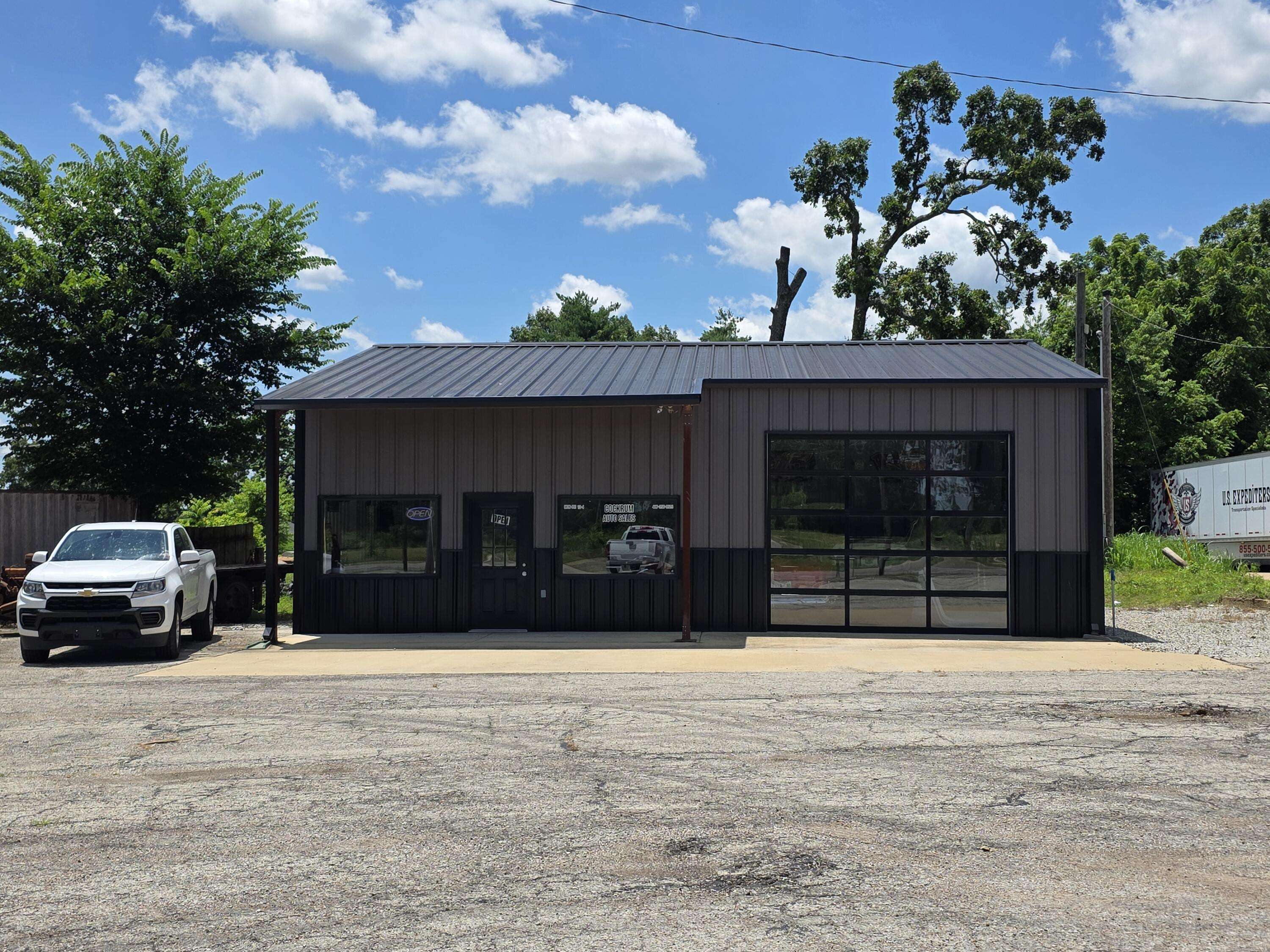 1677 S Us Highway 63, West Plains, MO 65775