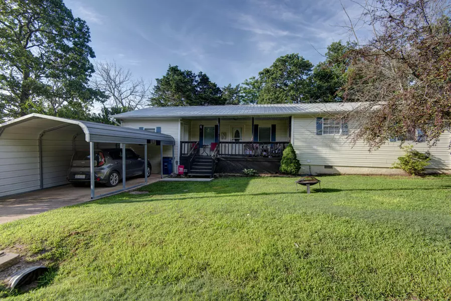 530 E Pine Street, Diamond City, AR 72644