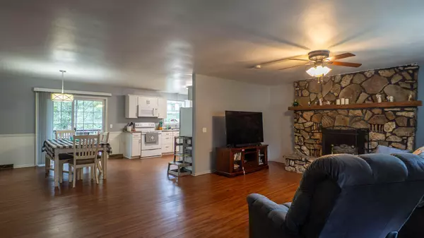 West Plains, MO 65775,552 County Road 8500