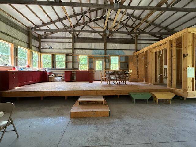 Sparta, MO 65753,890 Bluebird Lane