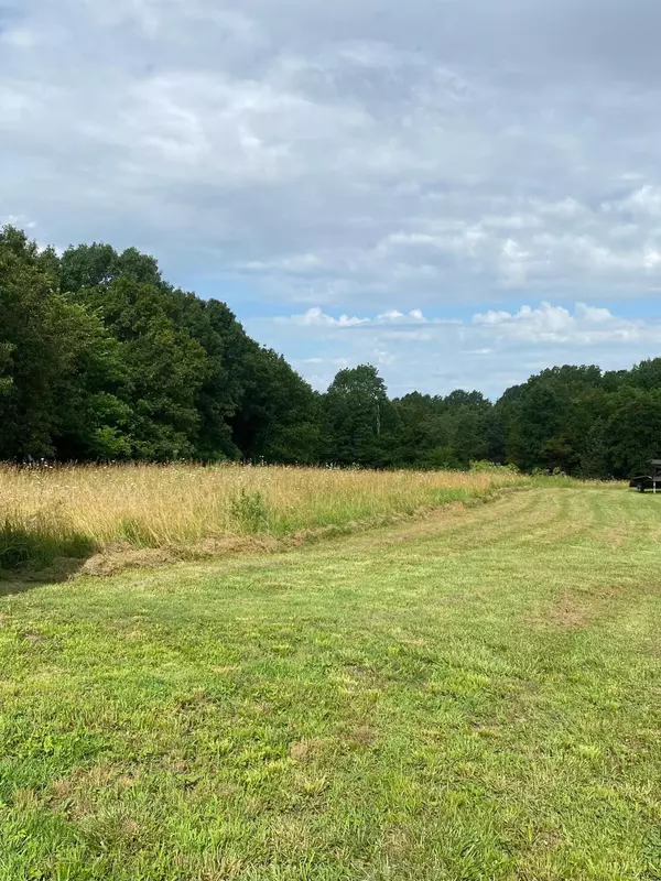Marionville, MO 65705,000 Lawrence 1240