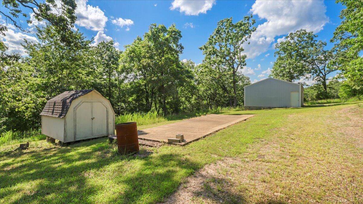 Theodosia, MO 65761,71 Parker Lane