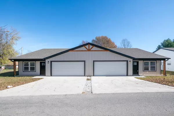 316-322 S Market, Nixa, MO 65714