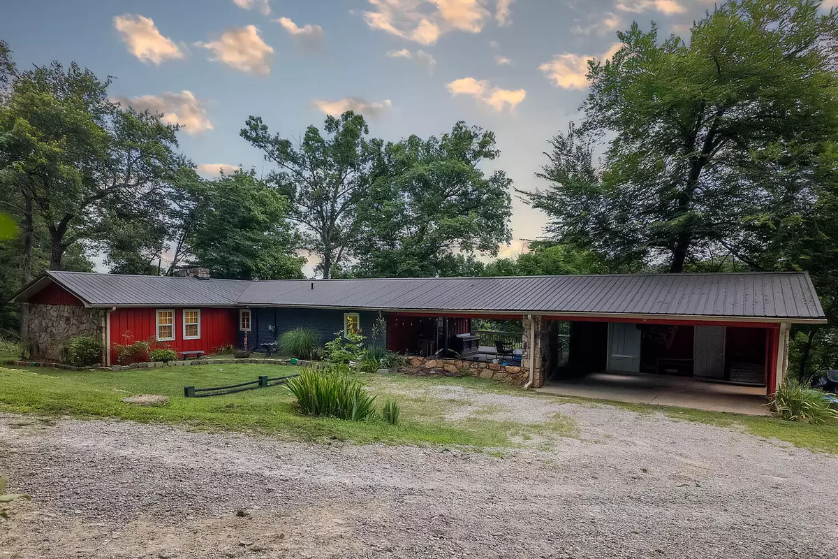 Mammoth Spring, AR 72554,12 Riverbend Road