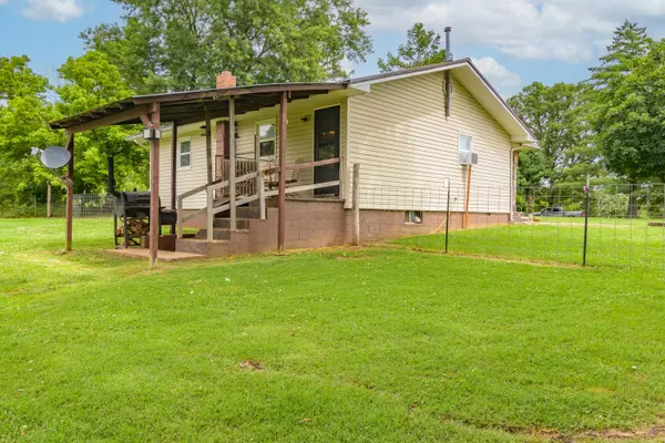 Chadwick, MO 65629,190 Walker Road