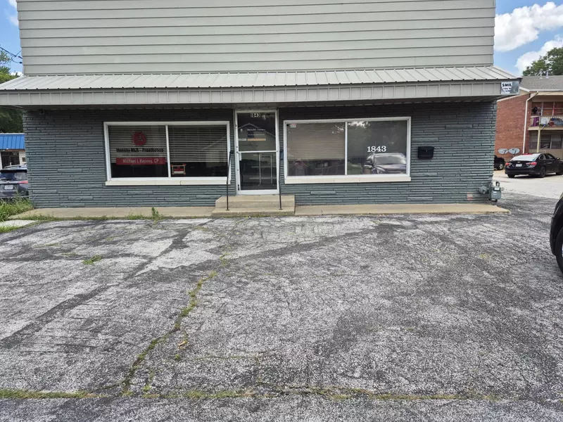 1843 E Cherry Street, Springfield, MO 65802