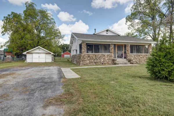 4359 W 3rd Street, Battlefield, MO 65619
