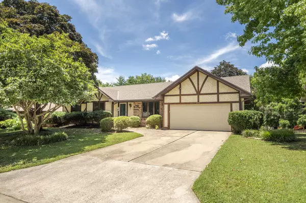 5751 S Kings Avenue,  Springfield,  MO 65810