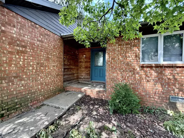 Springfield, MO 65807,215 & 217 W Edgewood Street