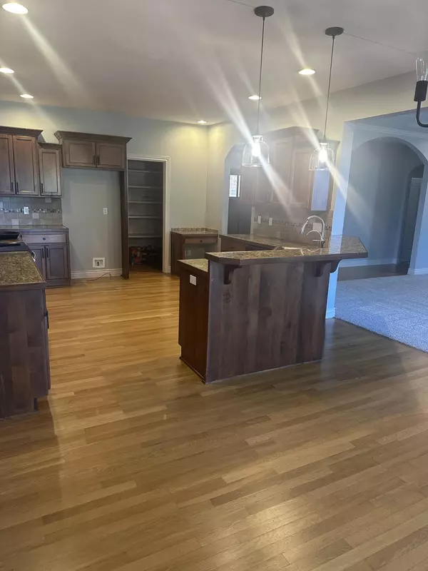 Ozark, MO 65721,5605 N Seacrest Drive