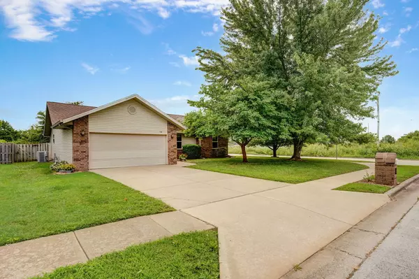 146 S Amy Lane, Nixa, MO 65714