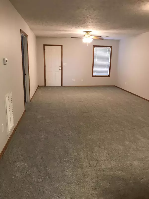 Fair Grove, MO 65648,391-393 N Orchard Boulevard