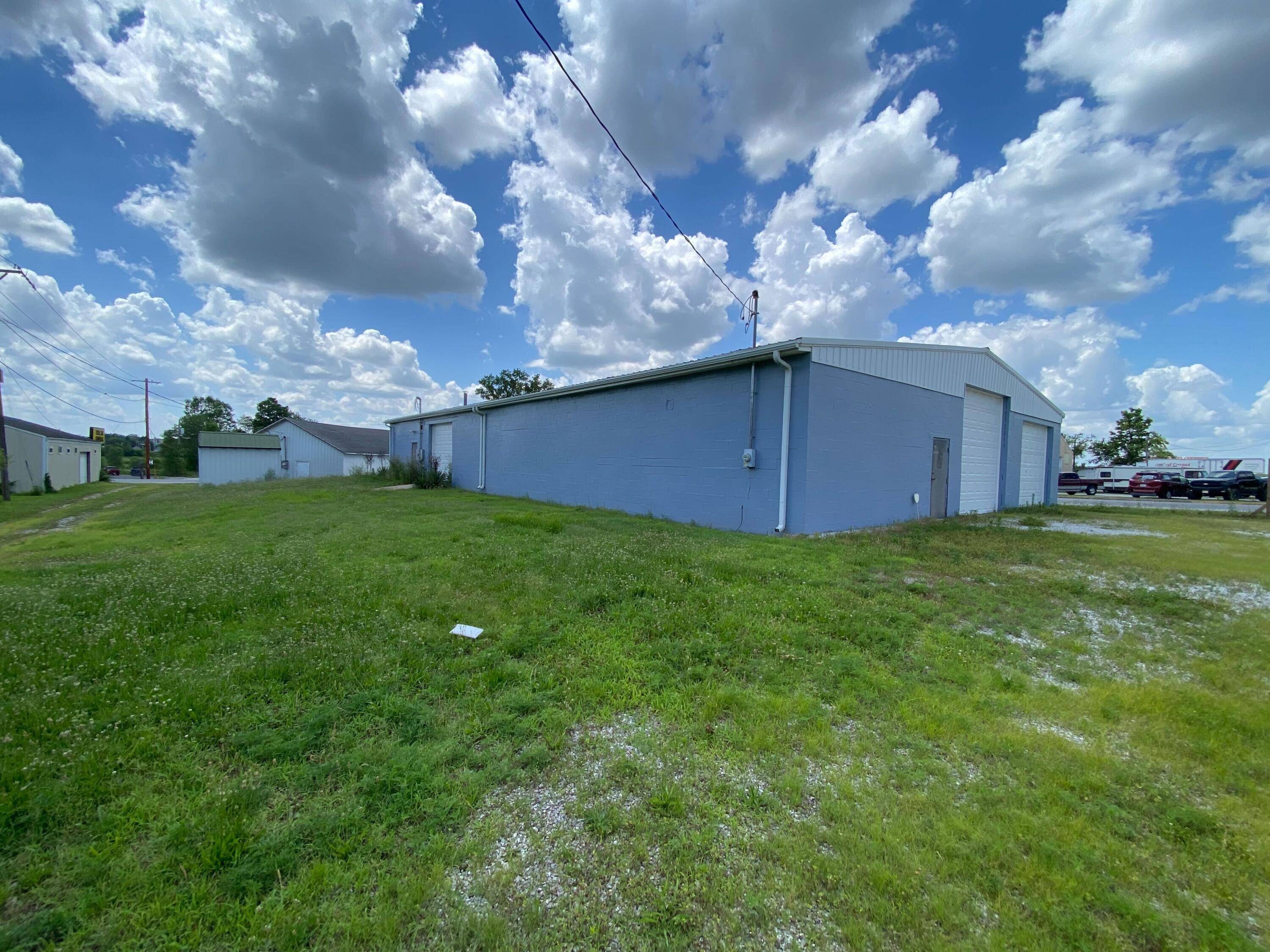 625 W Main Street, Carterville, MO 64835