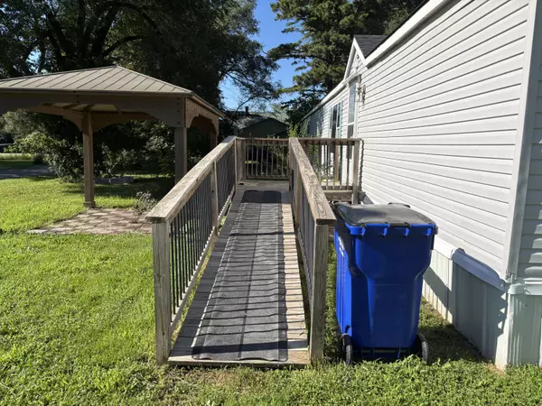 Urbana, MO 65767,106 S Missouri