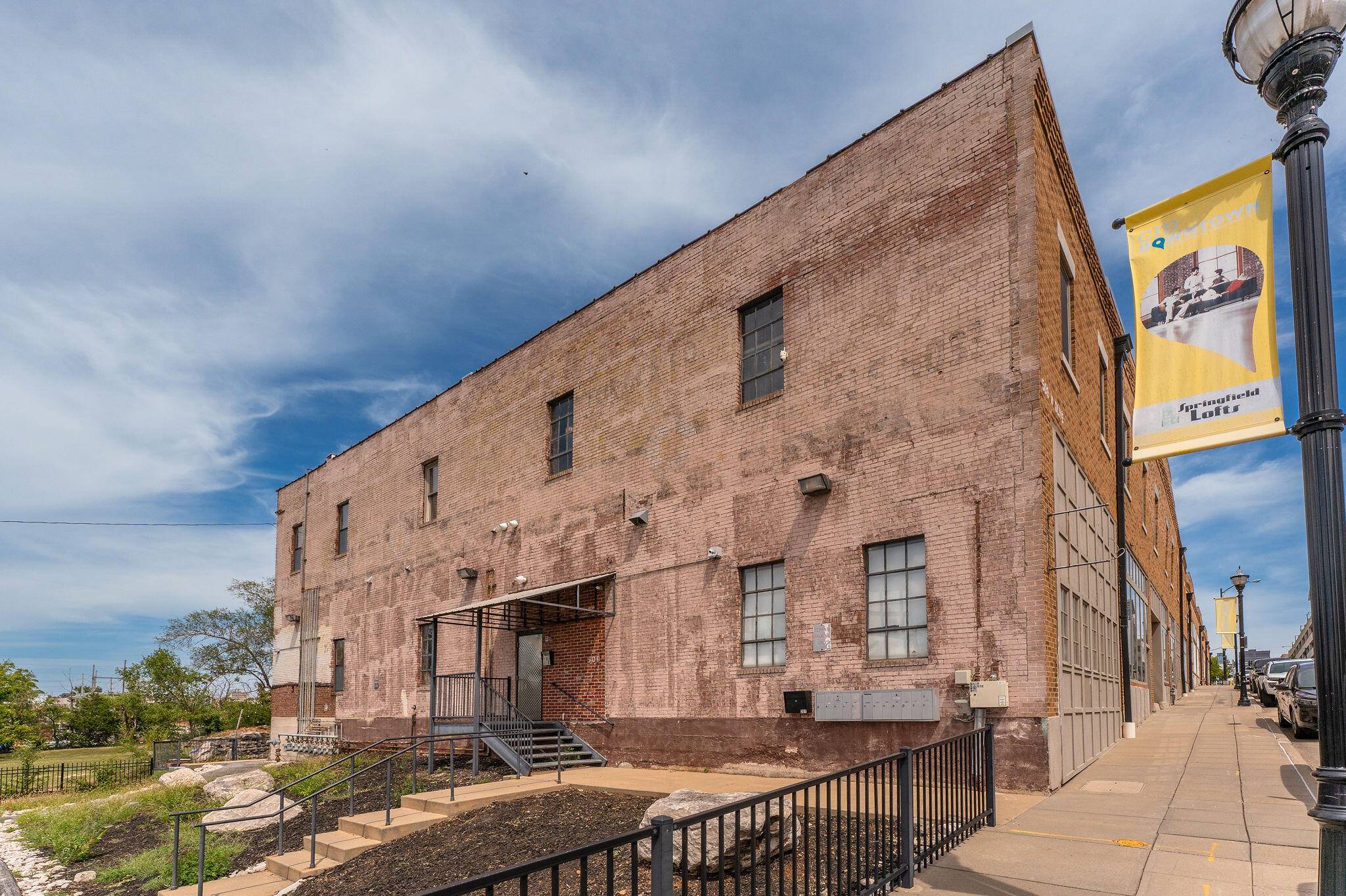 509 W Olive Street #206, Springfield, MO 65806