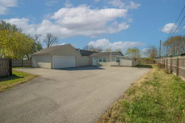 3197 S Grand Avenue, Carthage, MO 64836