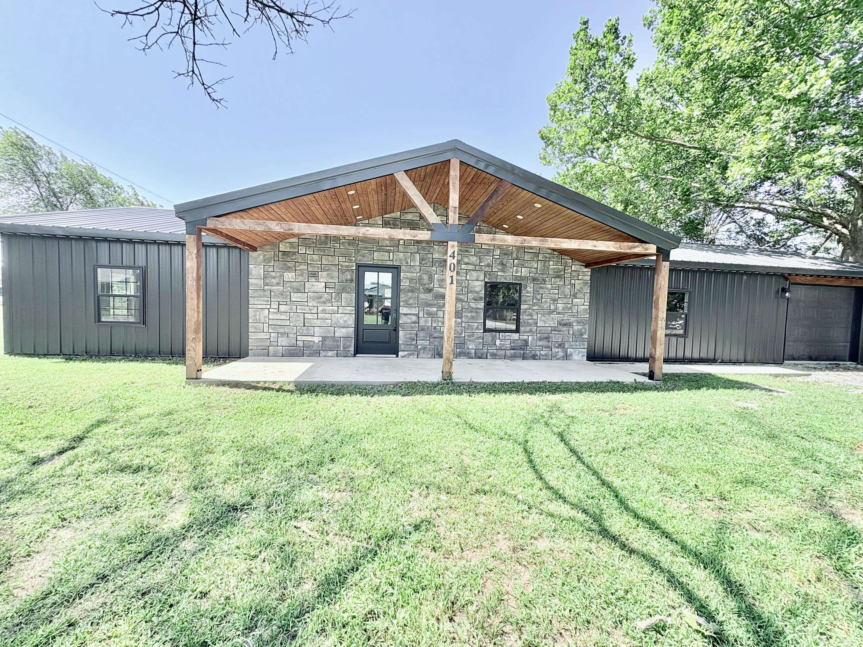 401 E 17th Street, Lockwood, MO 65682