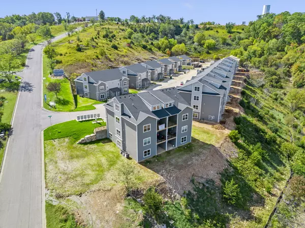 3013 N Vineyards Terrace #4, Branson, MO 65616