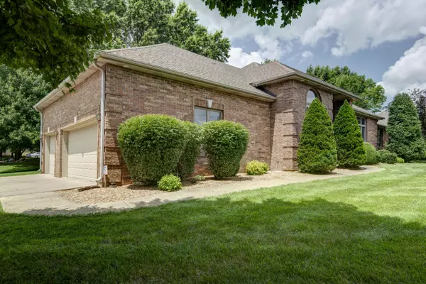 Springfield, MO 65802,1201 N Cooper Boulevard