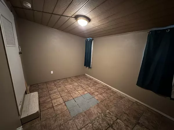 Neosho, MO 64850,919 Kentland Drive