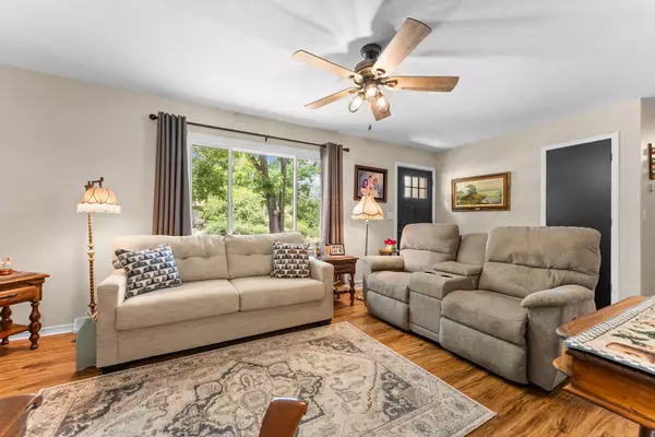 Hollister, MO 65672,372 Greenbrier Lane