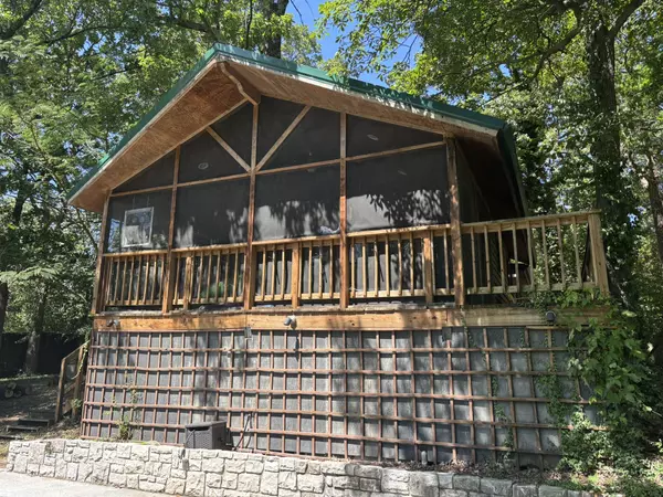 Riverton, KS 66770,6417 SE 77th Street