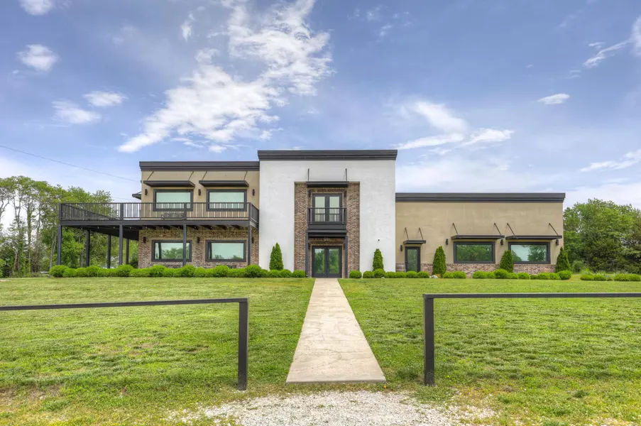 4975 E Zora Street, Joplin, MO 64801