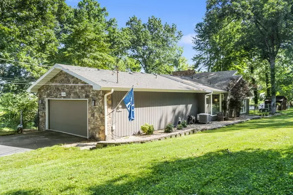 Springfield, MO 65810,6266 S Farm Road 163