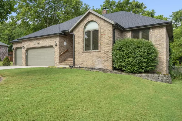 5111 S Clay Avenue, Springfield, MO 65810