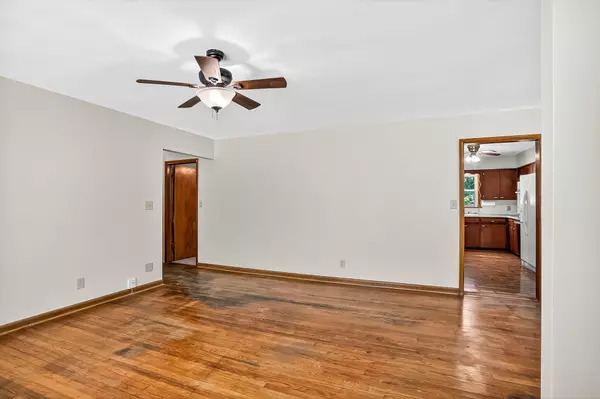 Springfield, MO 65803,1616 N Waverly Avenue