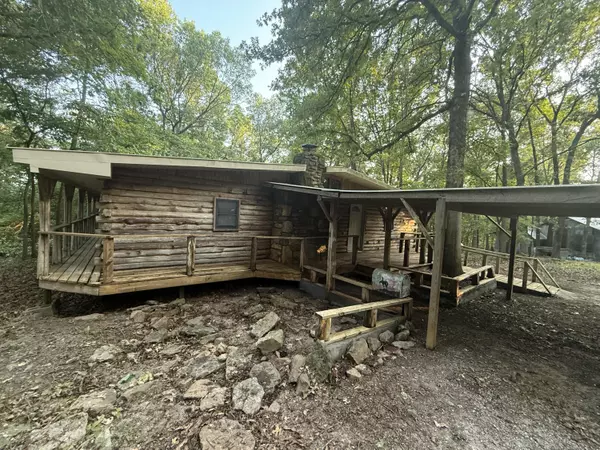 3966 Farm Road 2190, Exeter, MO 65647