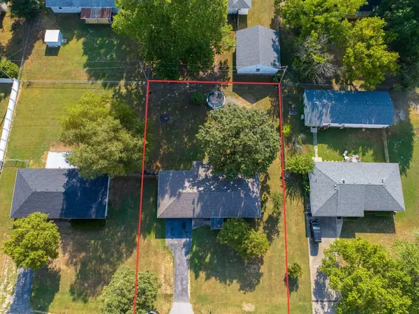 Marionville, MO 65705,610 S Missouri Street