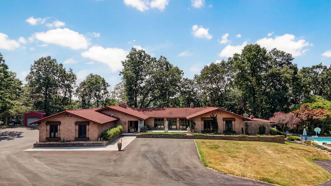 11513 Lawrence 1163, Mt Vernon, MO 65712