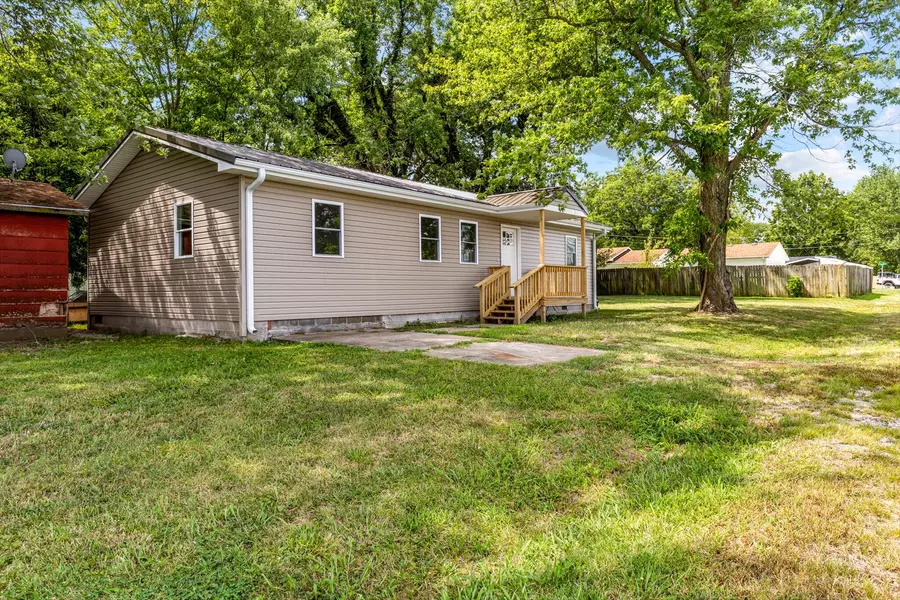 510 E 7th Street, Lockwood, MO 65682