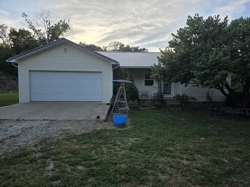 8305 County Road 5110, West Plains, MO 65775