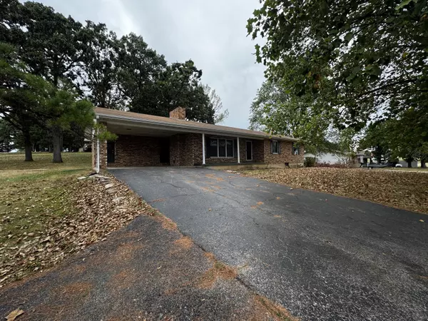 West Plains, MO 65775,1311 Mitchell Road